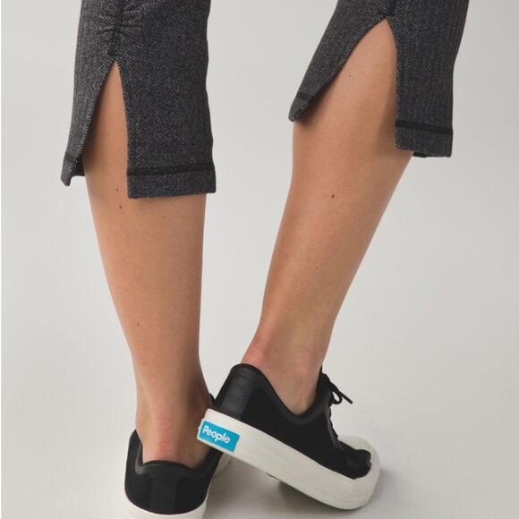 Lululemon Gather & Crow Crop Gray Herringbone Leggings Size 2 - Picture 4 of 10